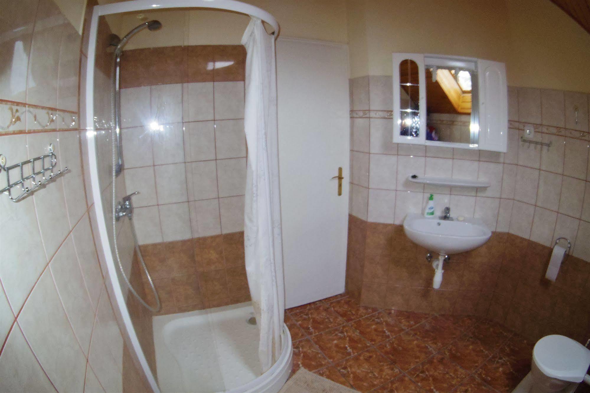 Joker Villa Apartmanhaus Hévíz Exterior foto